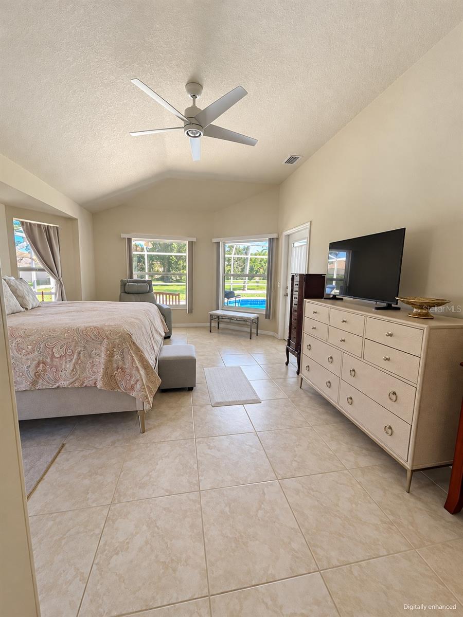393 VISTA WOOD DR — photo 32