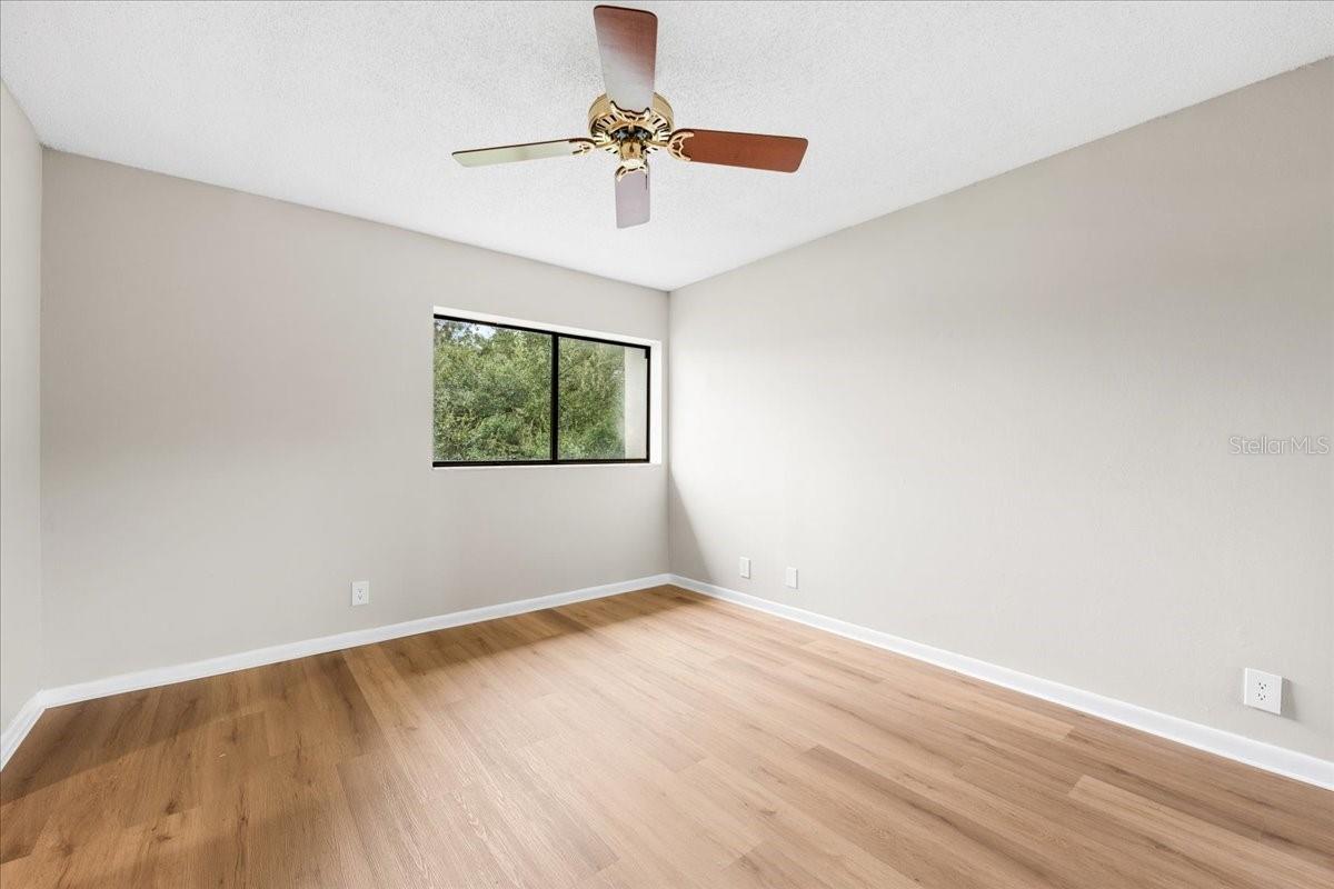 7903 CEDAR DR — photo 17