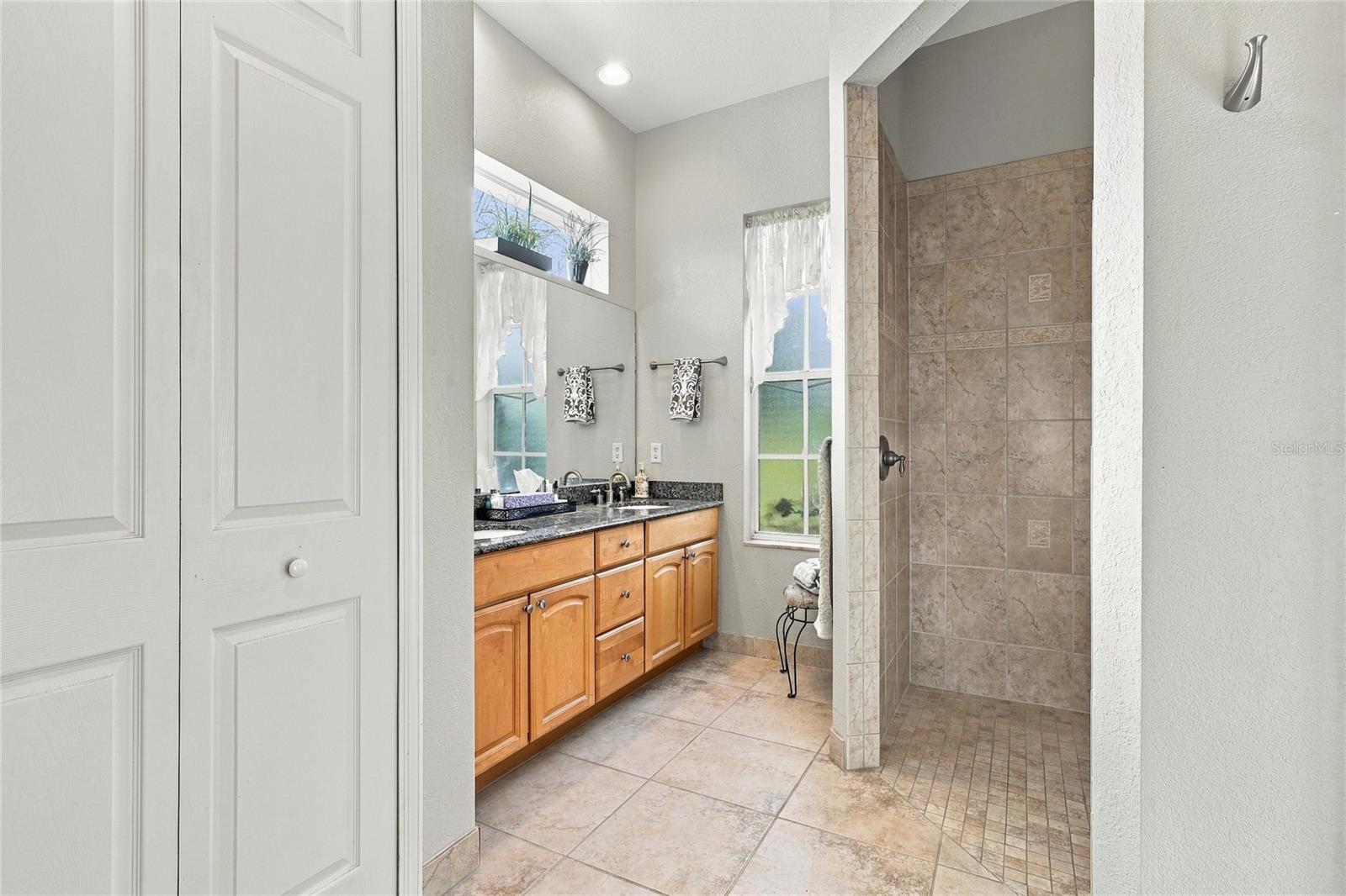 4364 SKYWAY AVE — photo 28