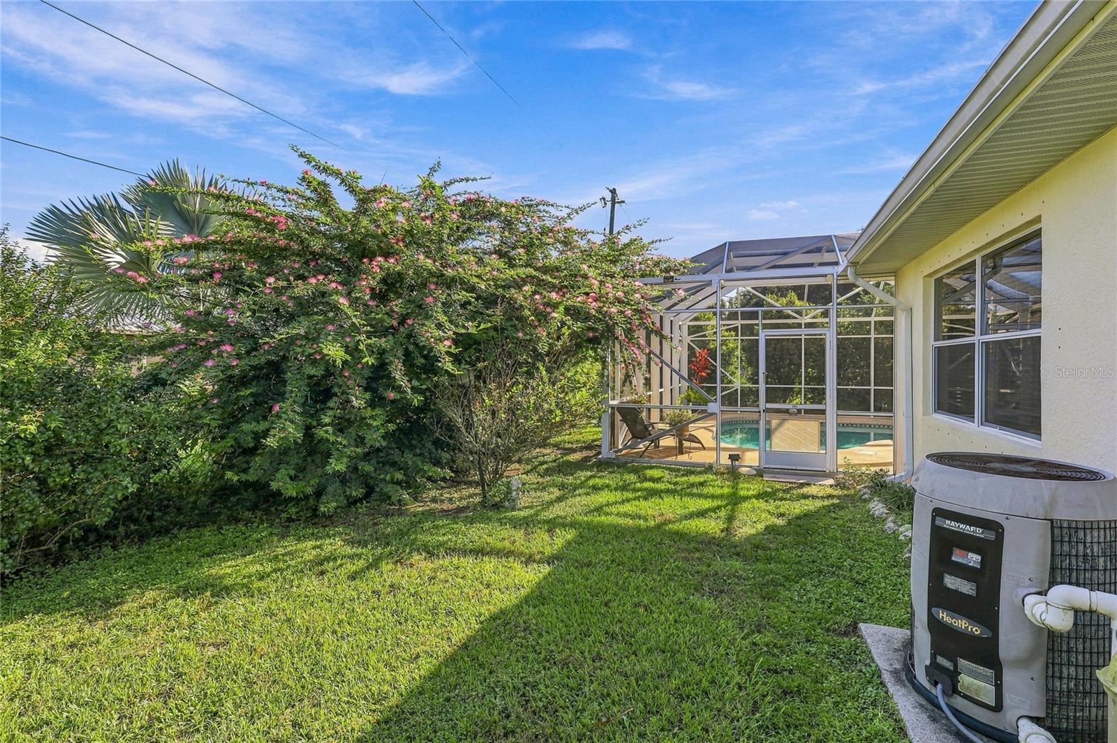4364 SKYWAY AVE — photo 37