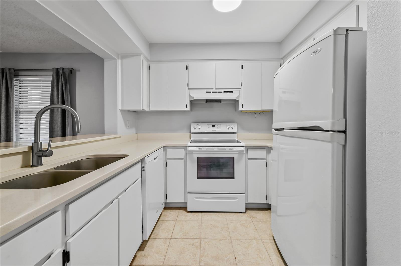 3399 MERMOOR DR #210 — photo 11