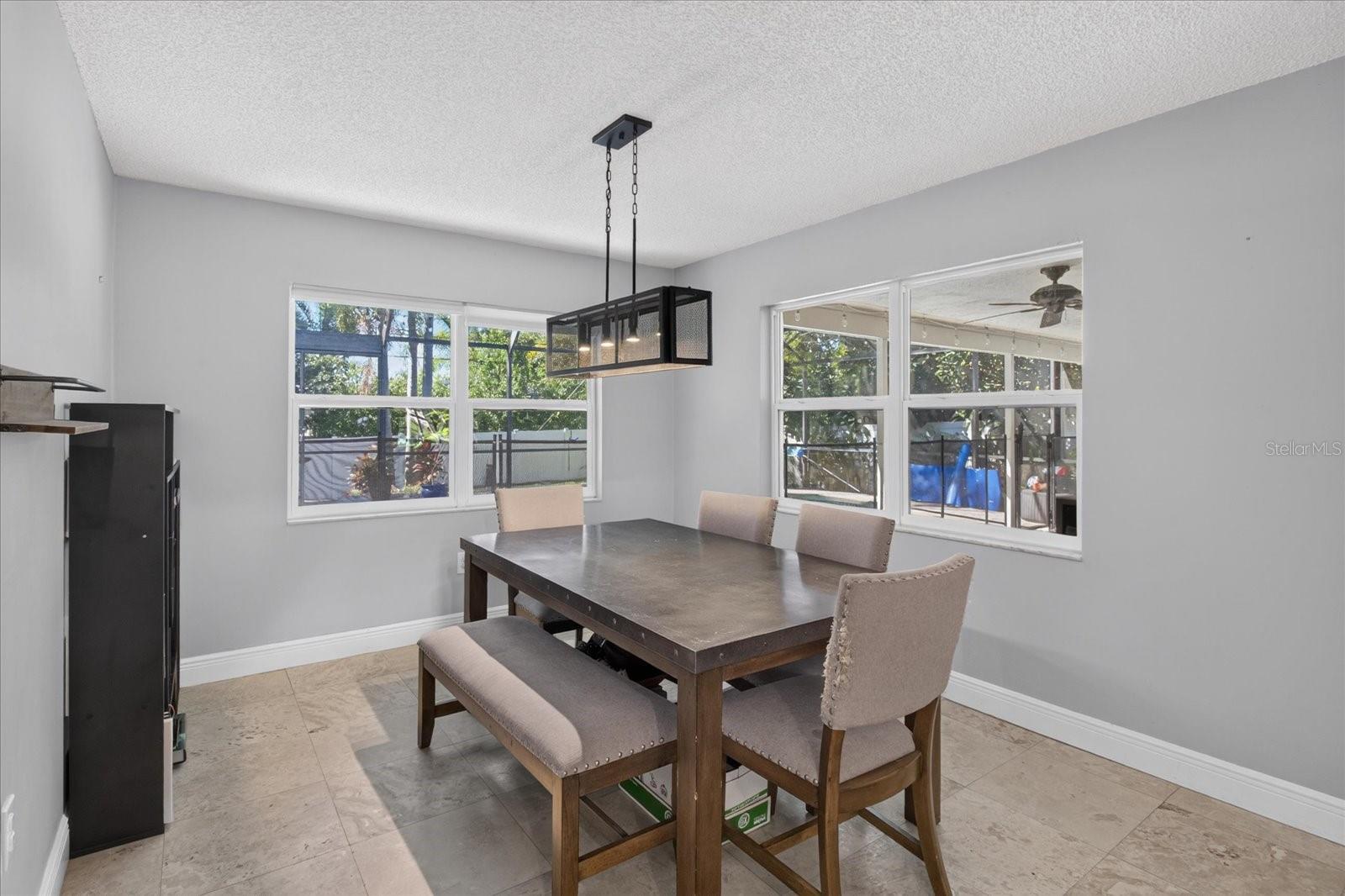 2406 COUNTRY TRAILS DR — photo 11