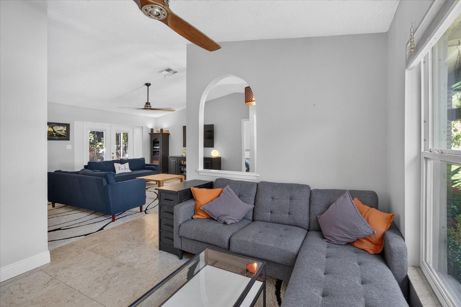 2406 COUNTRY TRAILS DR — photo 22