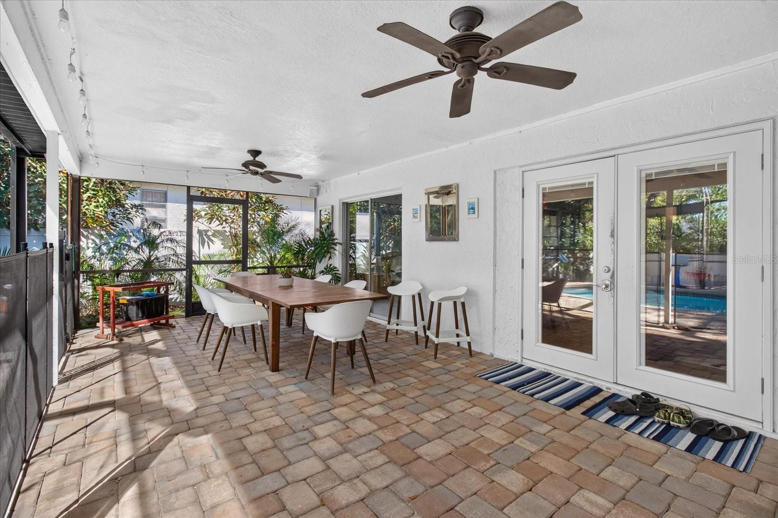2406 COUNTRY TRAILS DR — photo 42