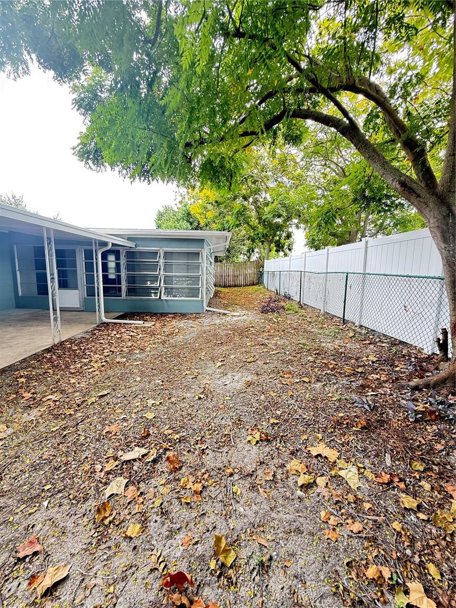 7320 KING ARTHUR DR — photo 23