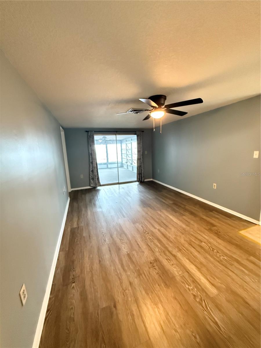 7320 KING ARTHUR DR — photo 18