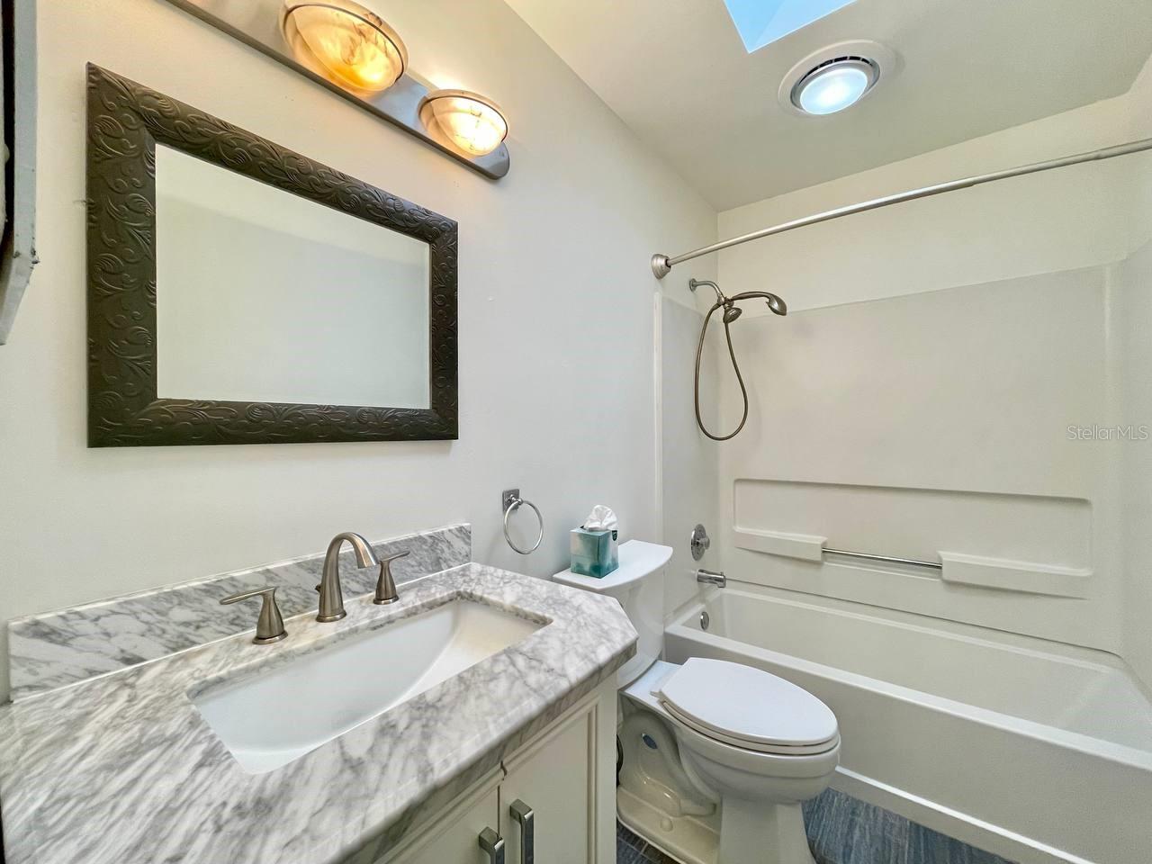 2328 FERN PL — photo 27
