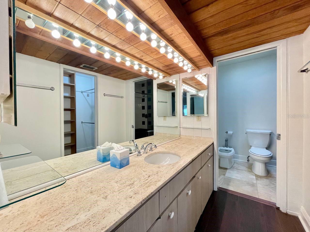 2328 FERN PL — photo 20