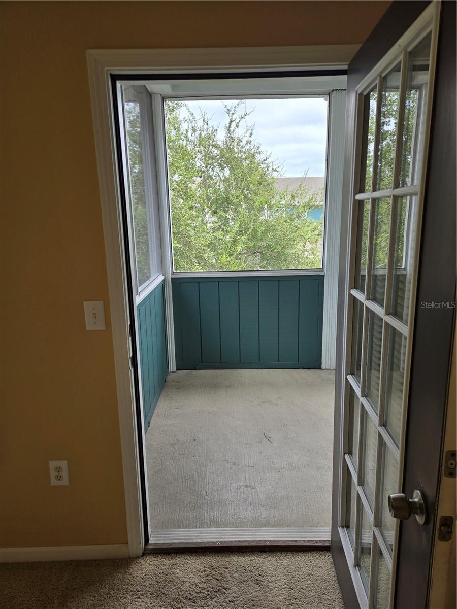 4802 51 ST W #1212 — photo 3