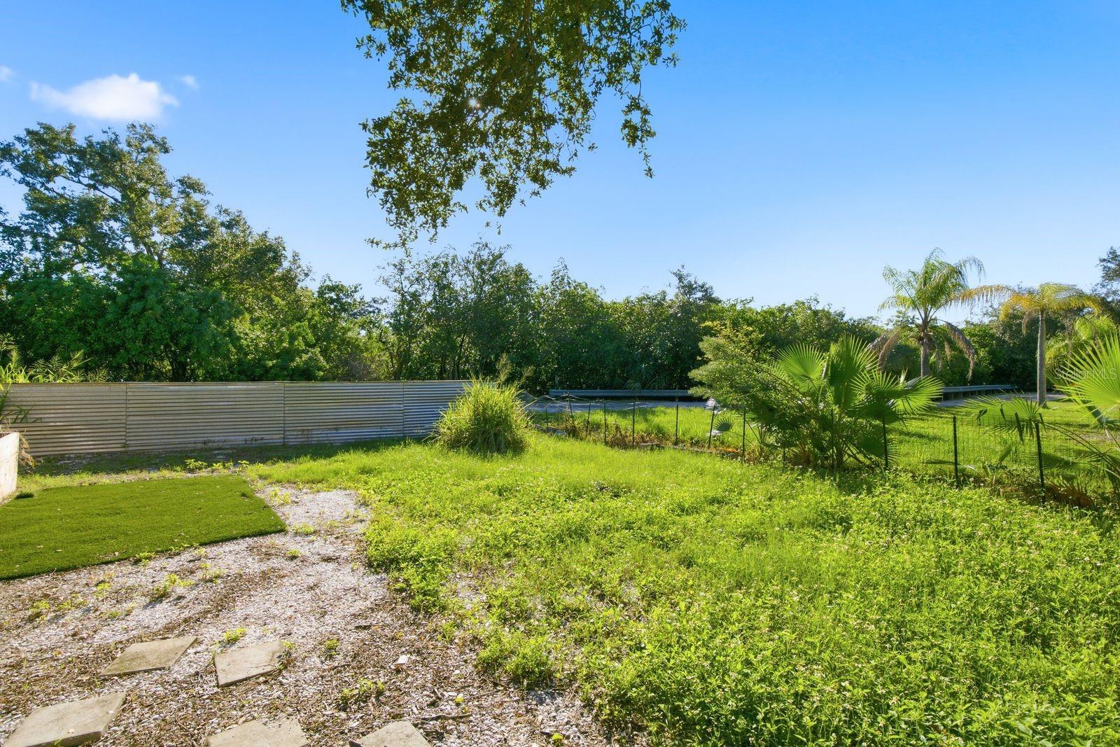 305 CRYSTAL BEACH AVE — photo 23