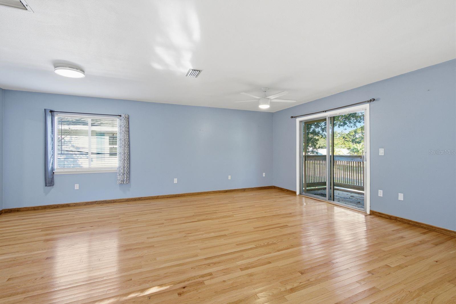 305 CRYSTAL BEACH AVE — photo 4