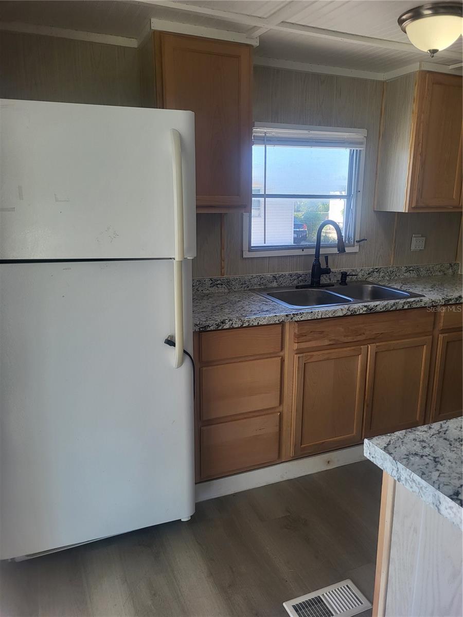 6580 SEMINOLE BLVD N #301A — photo 5