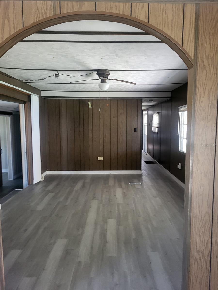 6580 SEMINOLE BLVD N #301A — photo 9