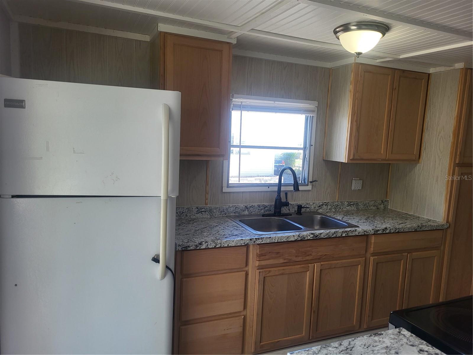 6580 SEMINOLE BLVD N #301A — photo 4