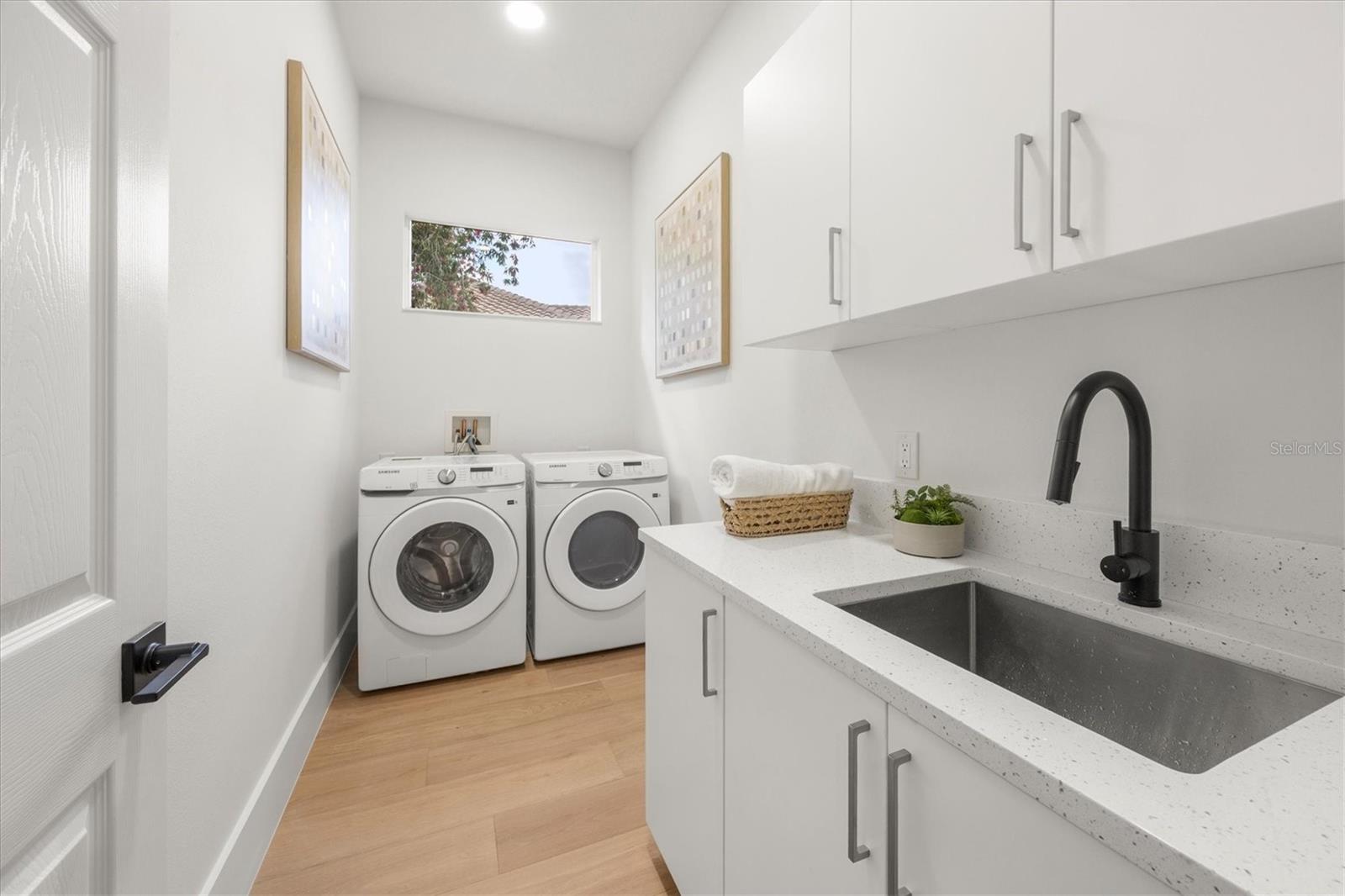 6922 STANHOPE PL — photo 38