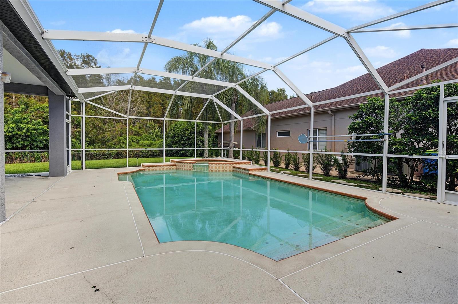 2126 BLUE BEECH CT — photo 42