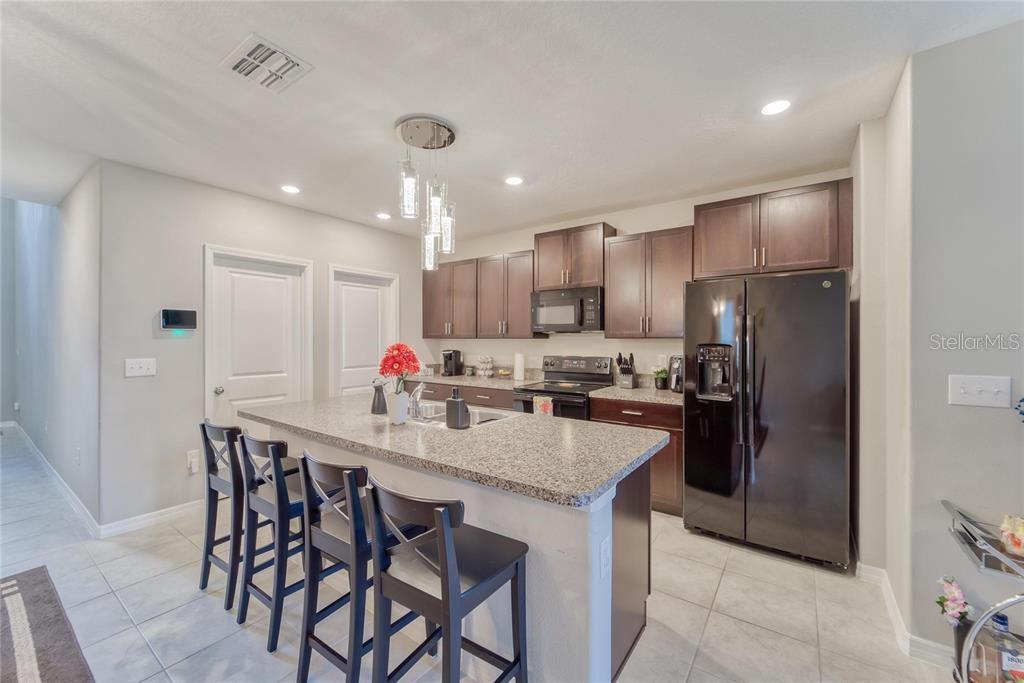 11918 MIRACLE MILE DR — photo 6