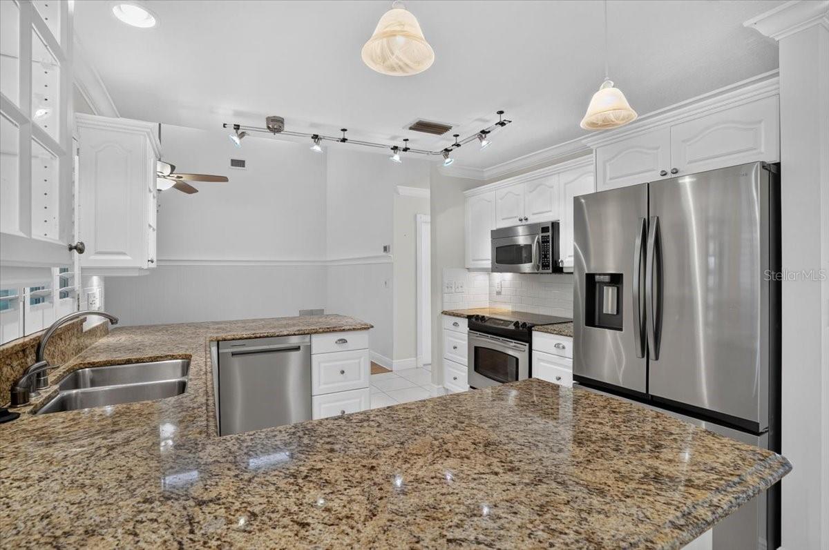 7604 19TH AVENUE DR W — photo 14