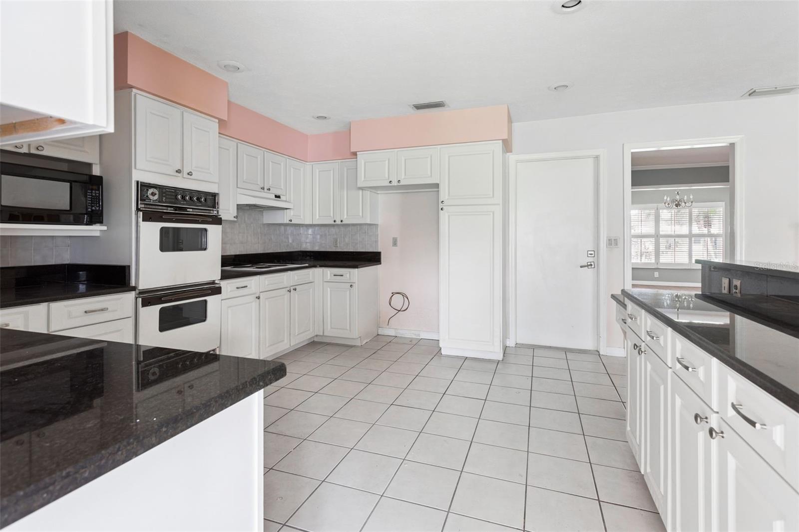 4208 N RIVER VIEW AVE — photo 12