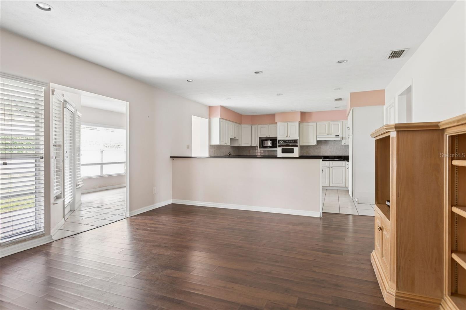 4208 N RIVER VIEW AVE — photo 10