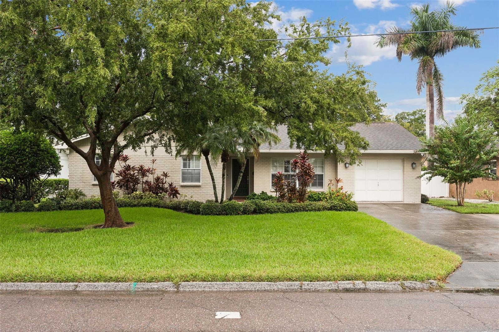 4208 N RIVER VIEW AVE — photo 2