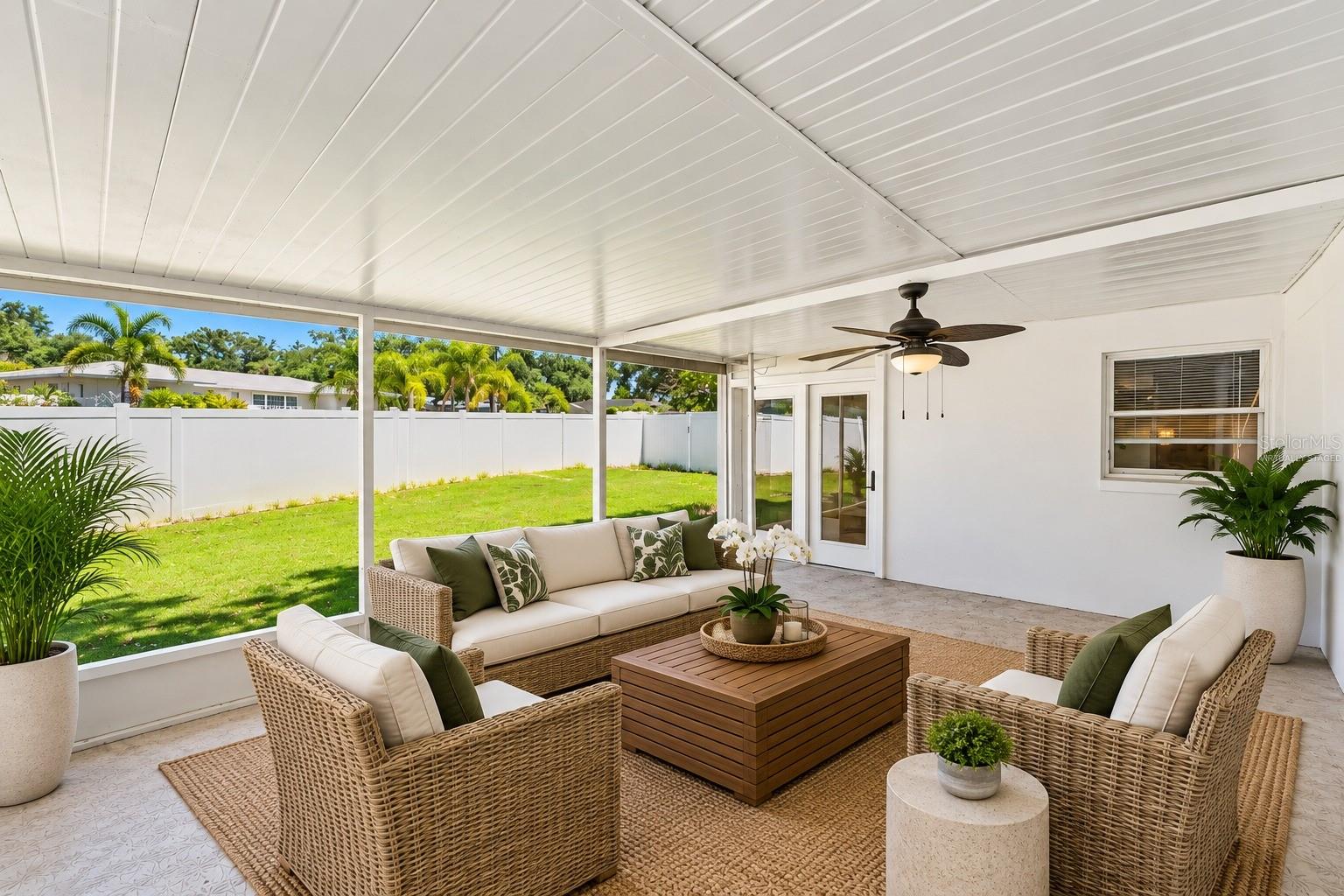 217 GARDEN CIR — photo 29