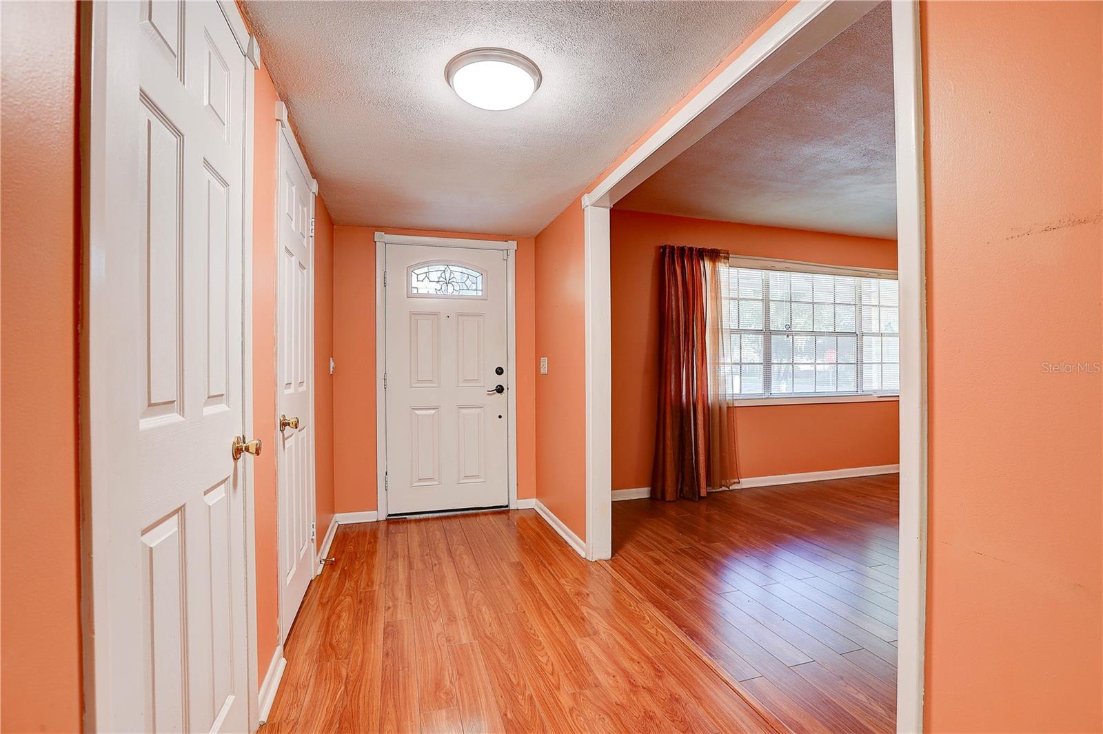 519 OAKHURST ST — photo 11