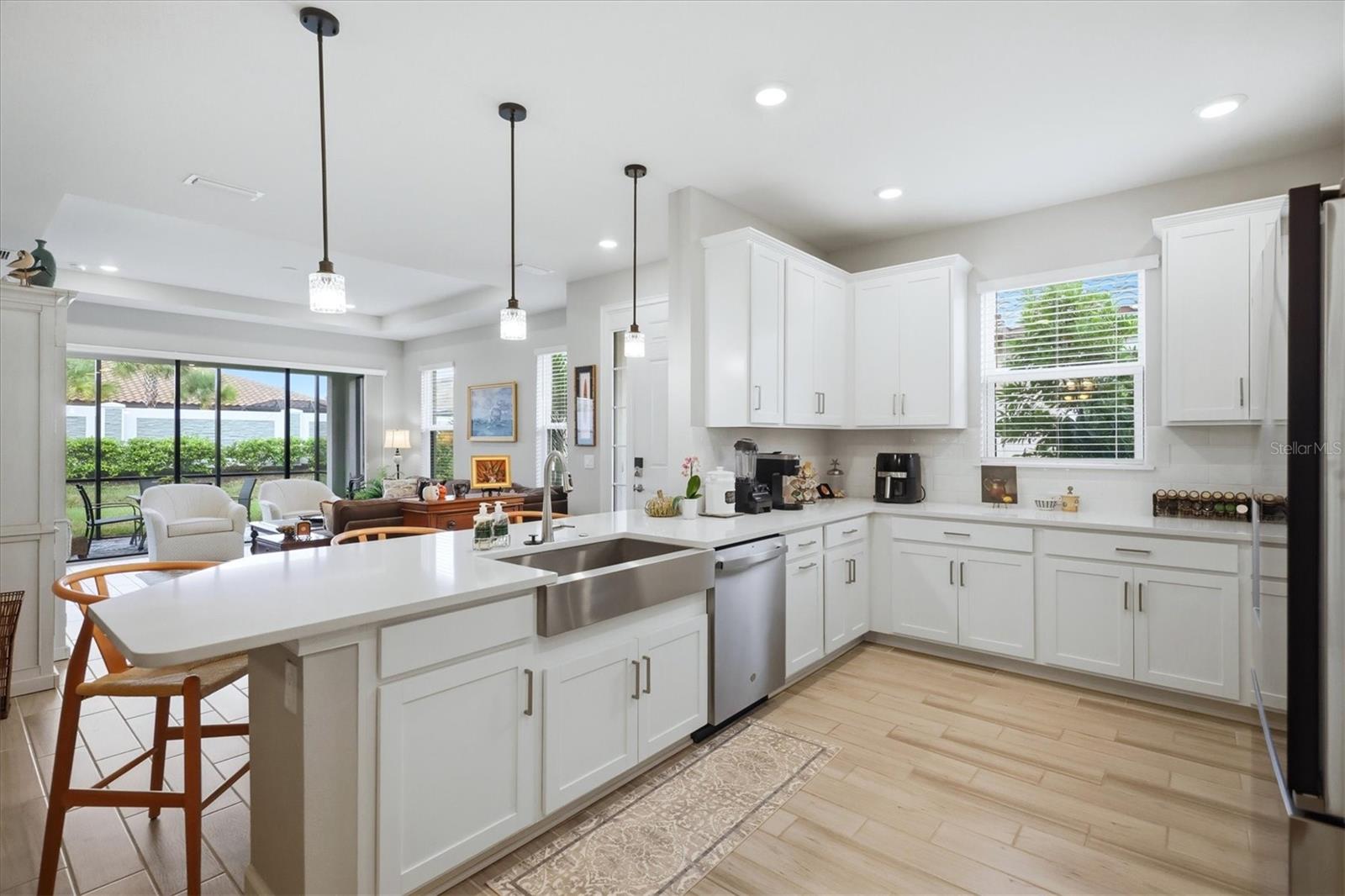 6206 PLATEAU CT — photo 11