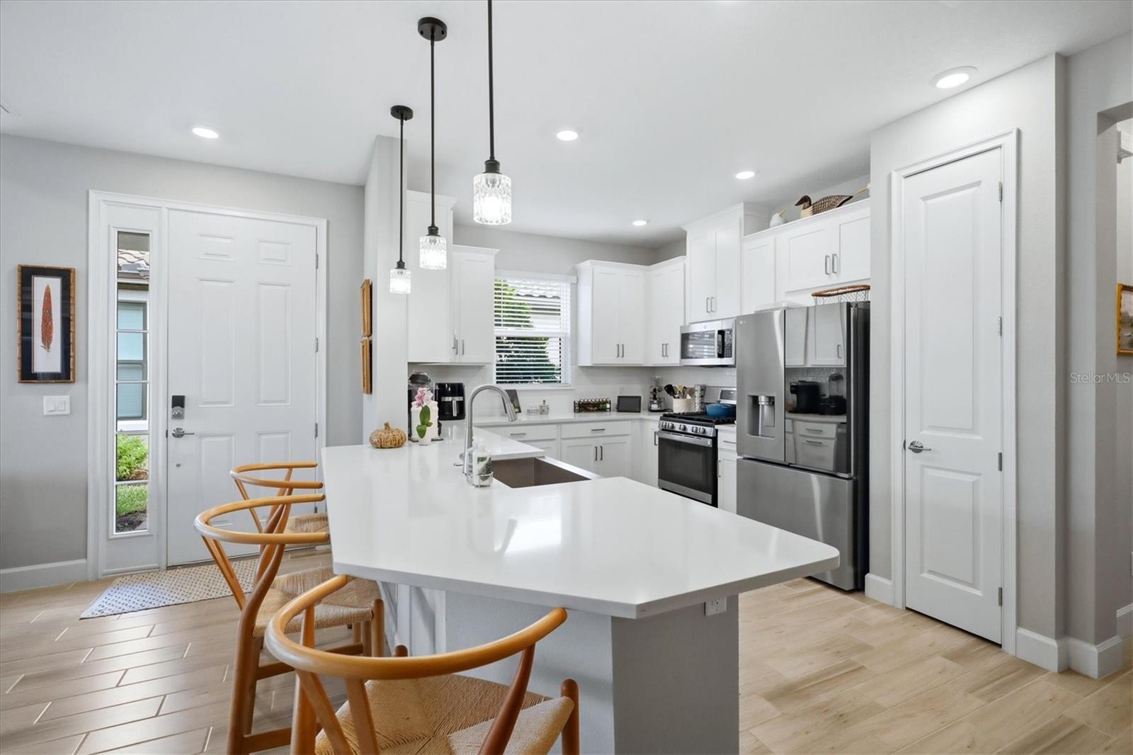 6206 PLATEAU CT — photo 10