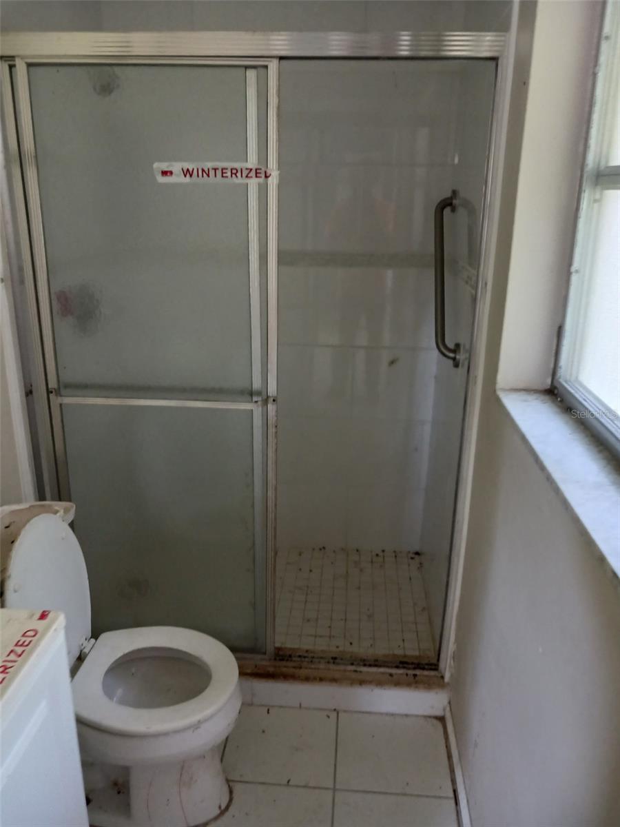 8402 FAY AVE — photo 19