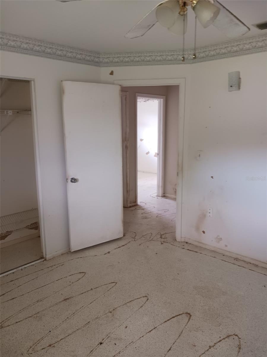 8402 FAY AVE — photo 17
