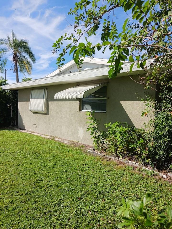 8402 FAY AVE — photo 4