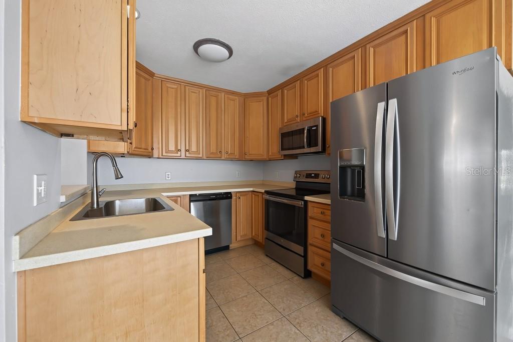 1708 POND LAKE DR — photo 17