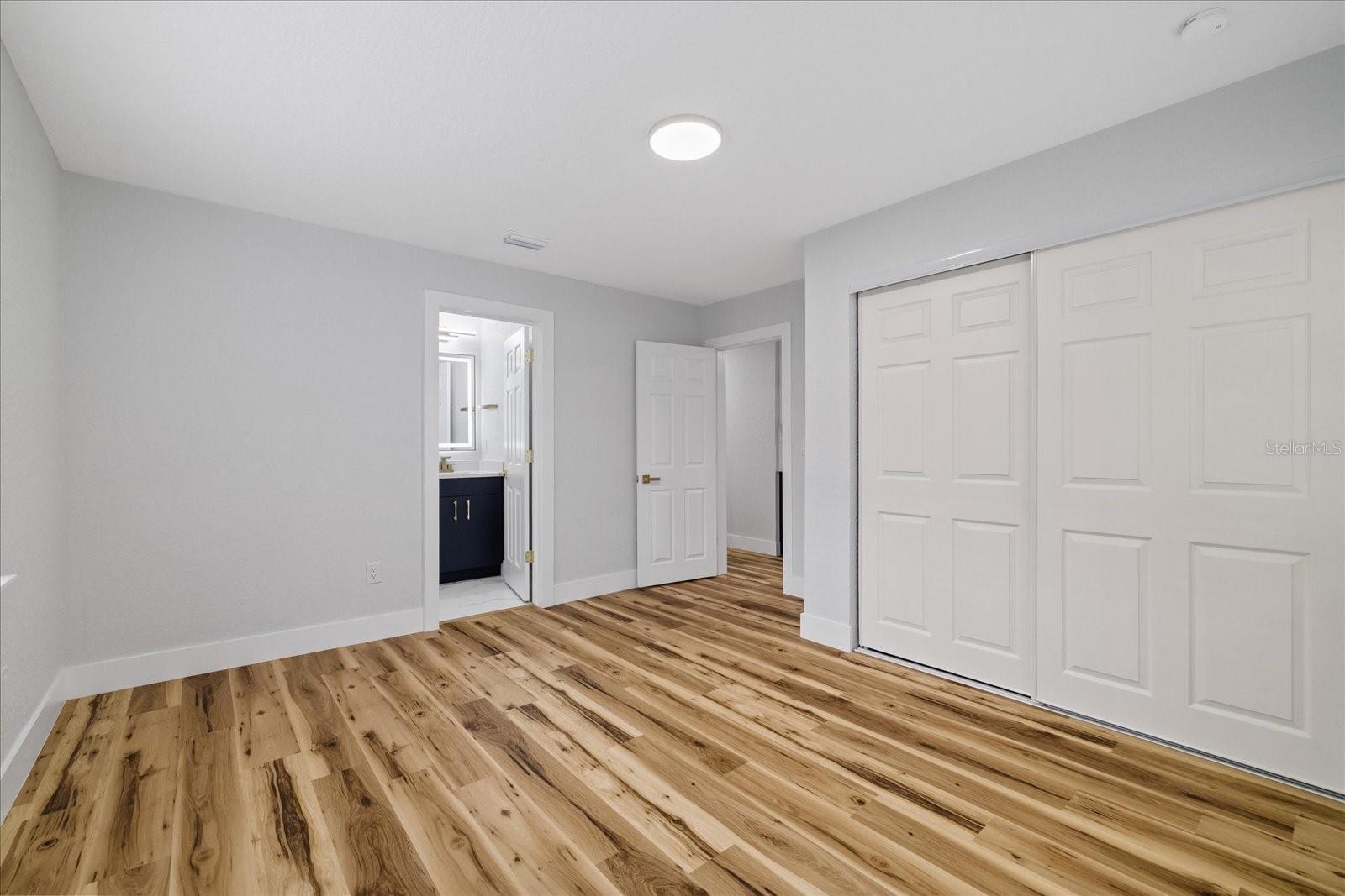 1217 E 24TH AVE — photo 21