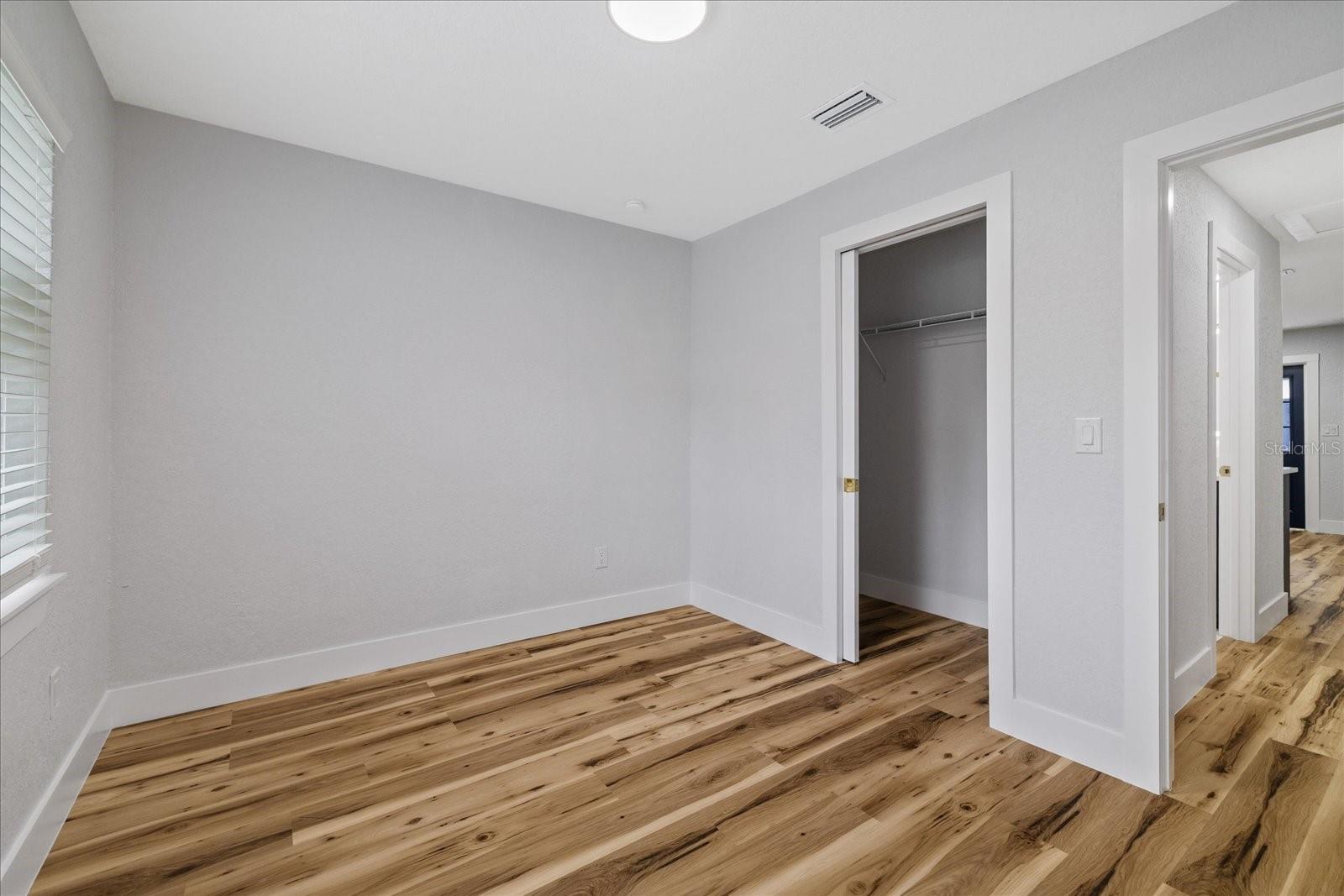 1217 E 24TH AVE — photo 12