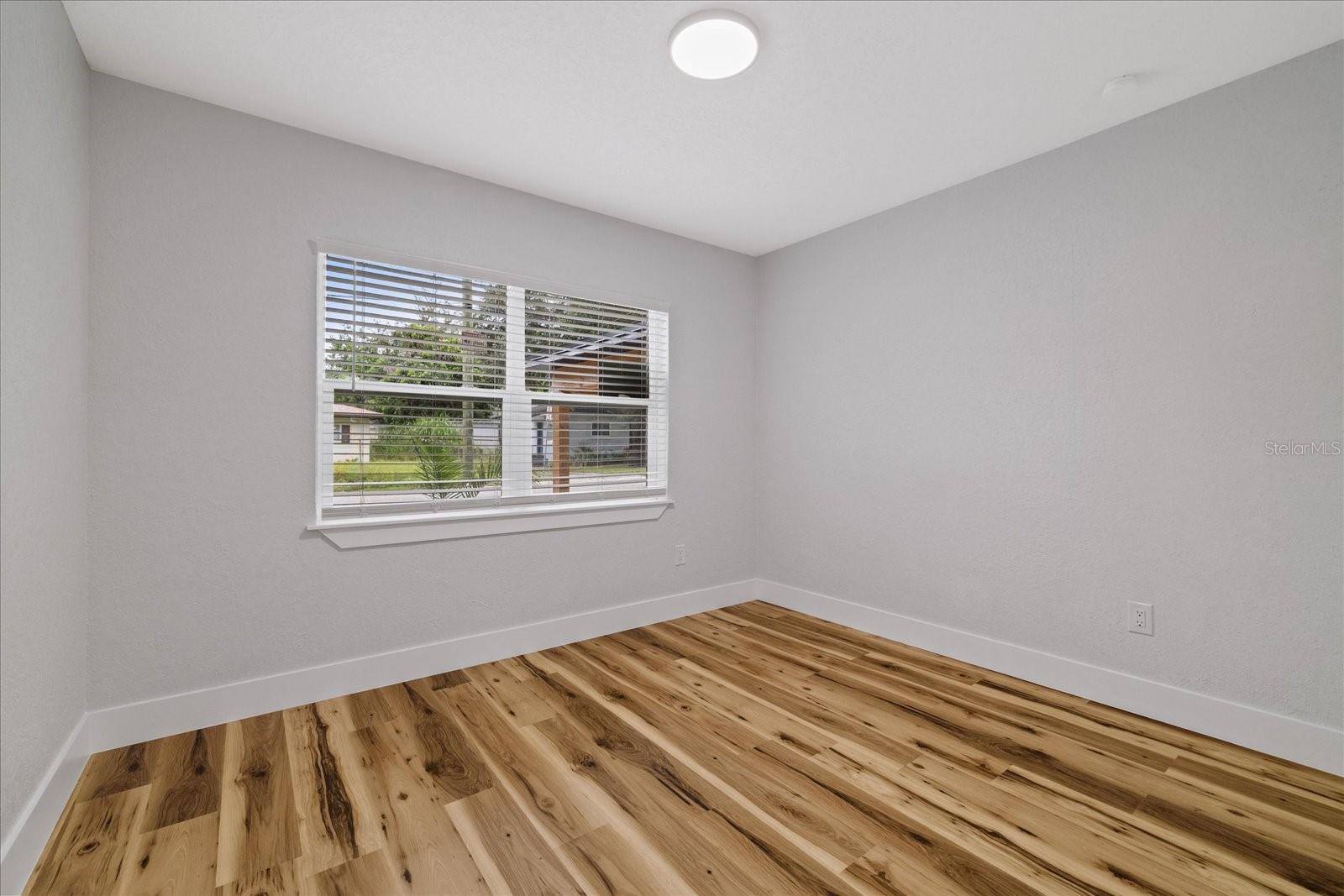 1217 E 24TH AVE — photo 11