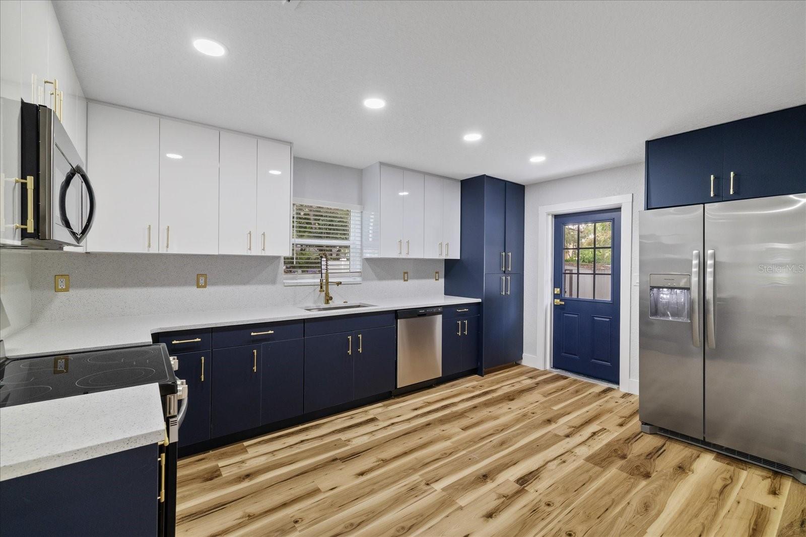 1217 E 24TH AVE — photo 15
