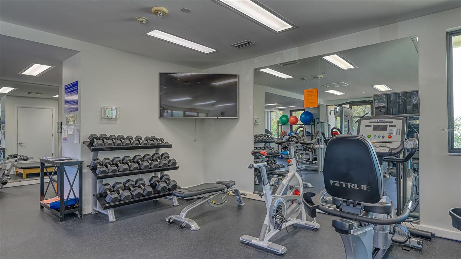 2110 HARBOURSIDE DR #523 — photo 45