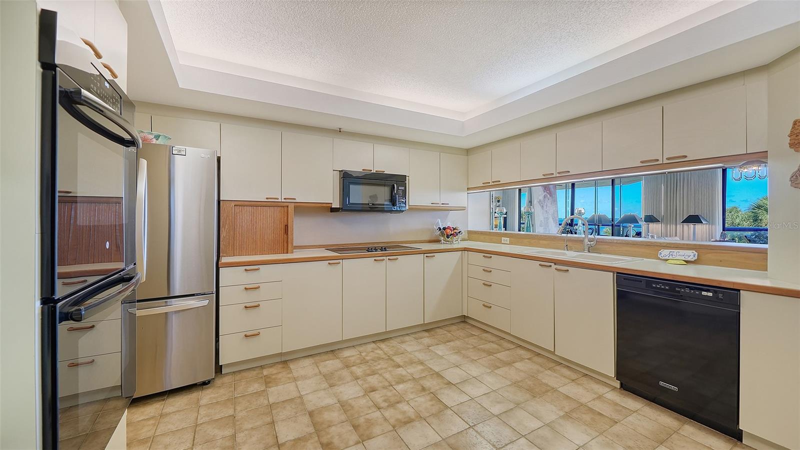 2110 HARBOURSIDE DR #523 — photo 35