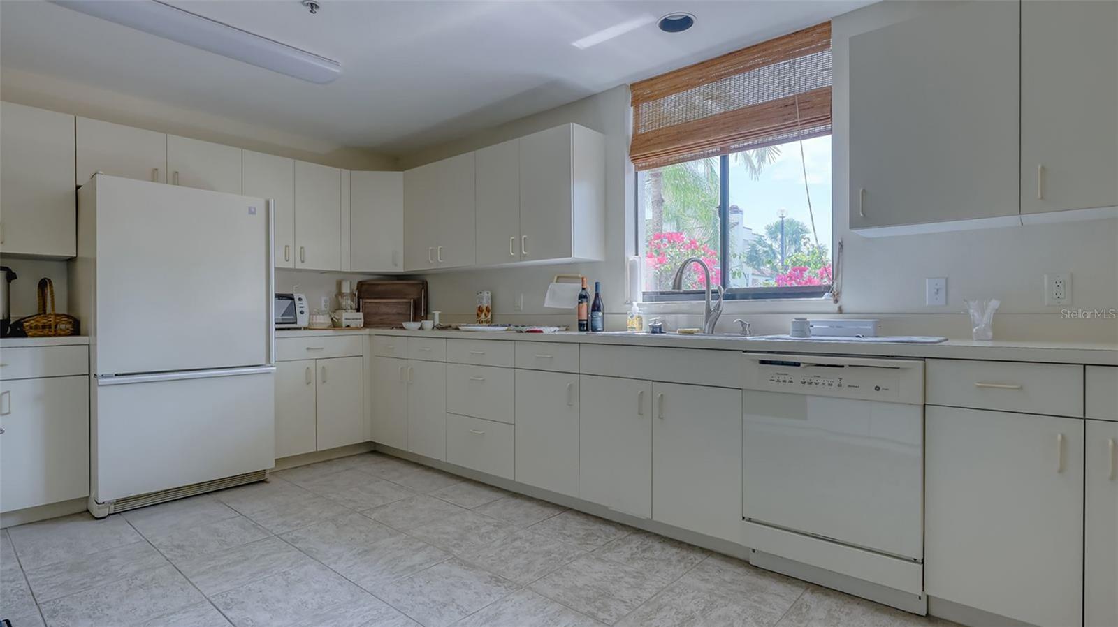 2110 HARBOURSIDE DR #523 — photo 48