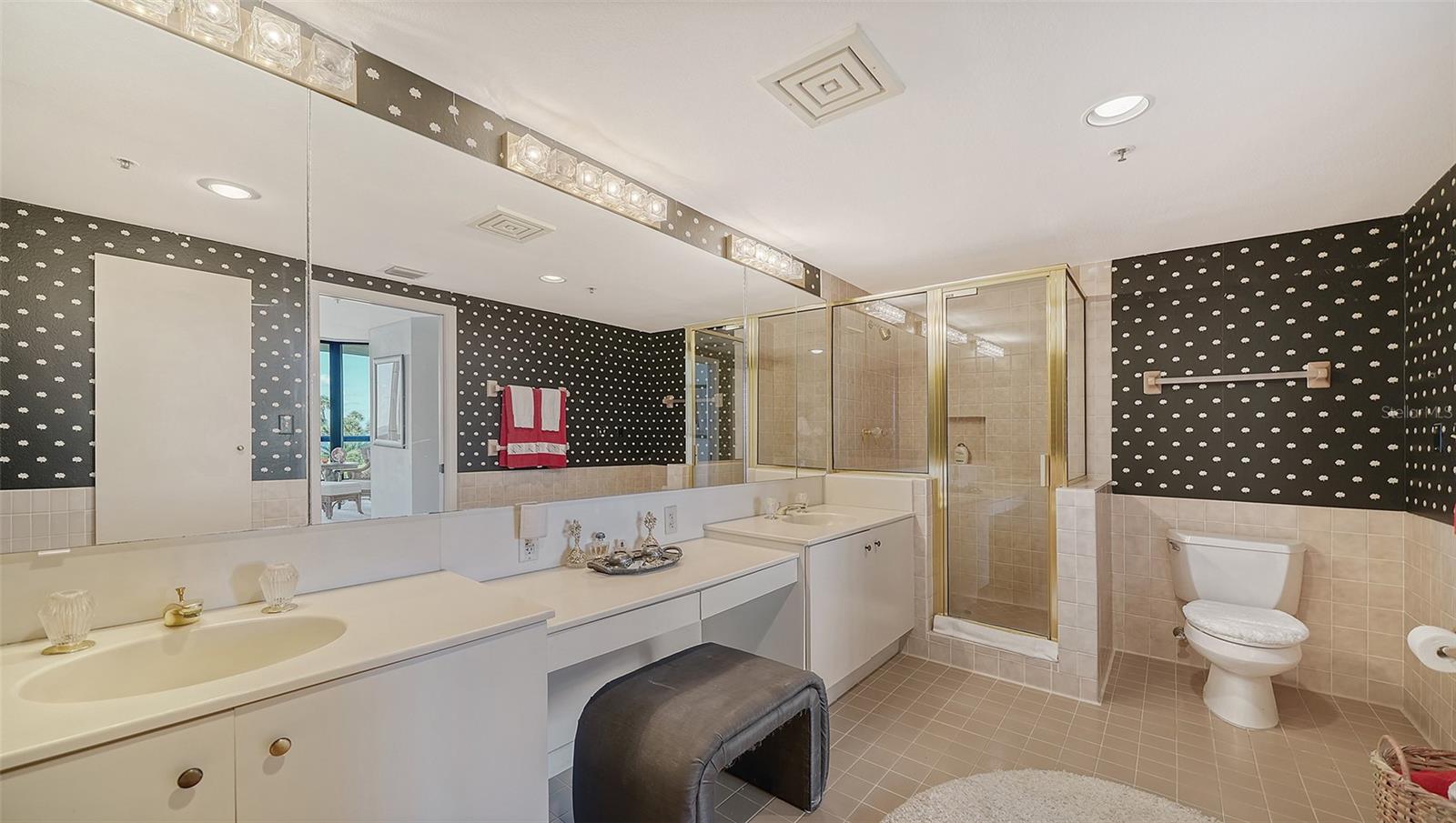 2110 HARBOURSIDE DR #523 — photo 24