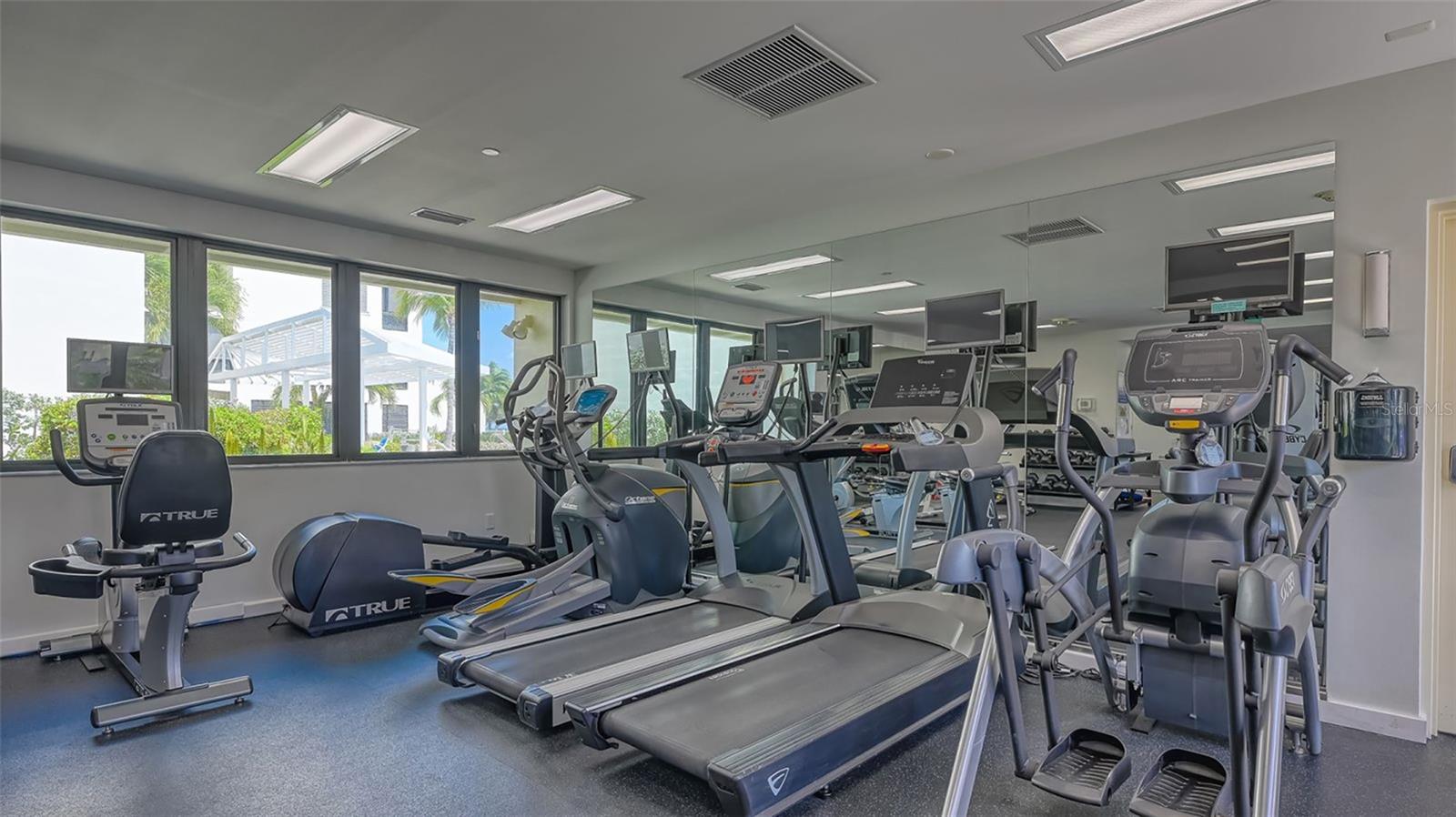2110 HARBOURSIDE DR #523 — photo 46