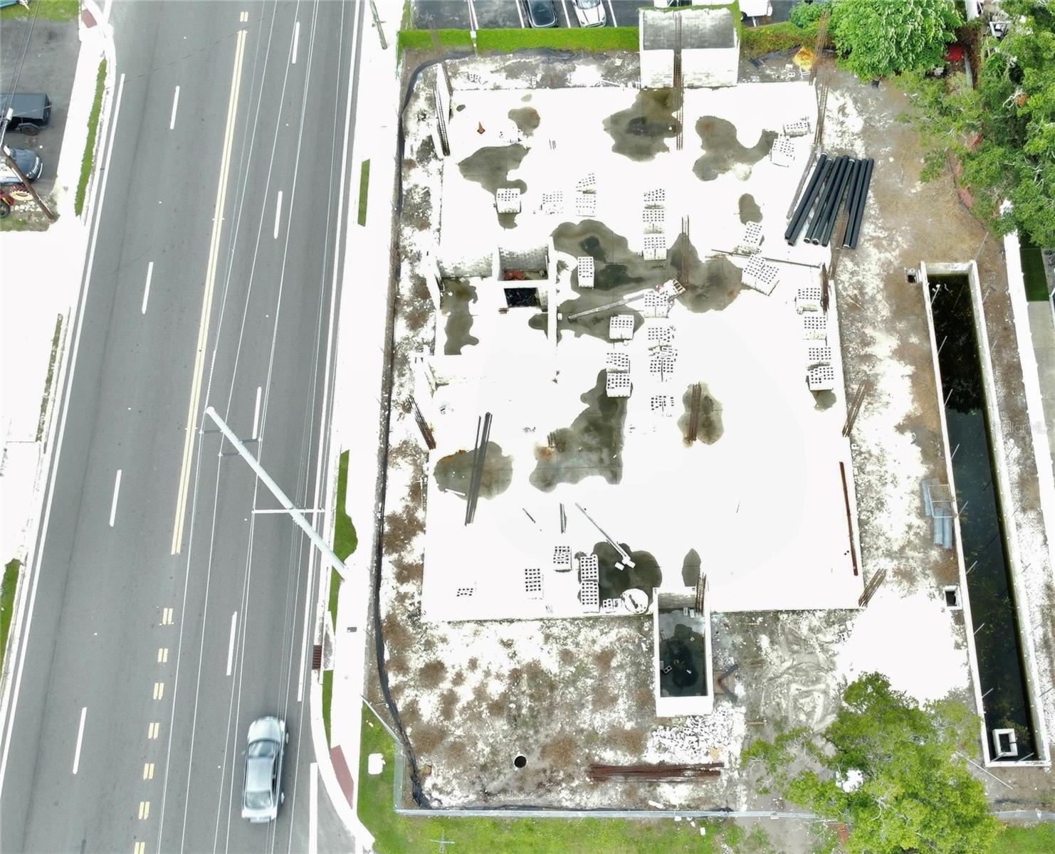 1112 W WATERS AVE — photo 3