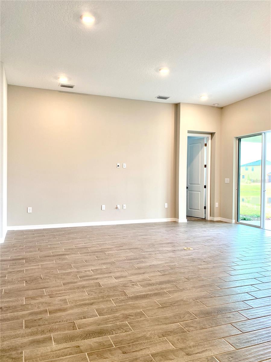33879 ASTORIA CIR — photo 18