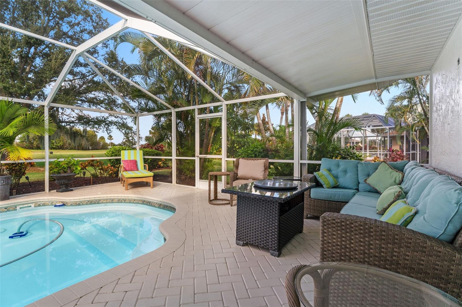 966 N DORAL LN — photo 51