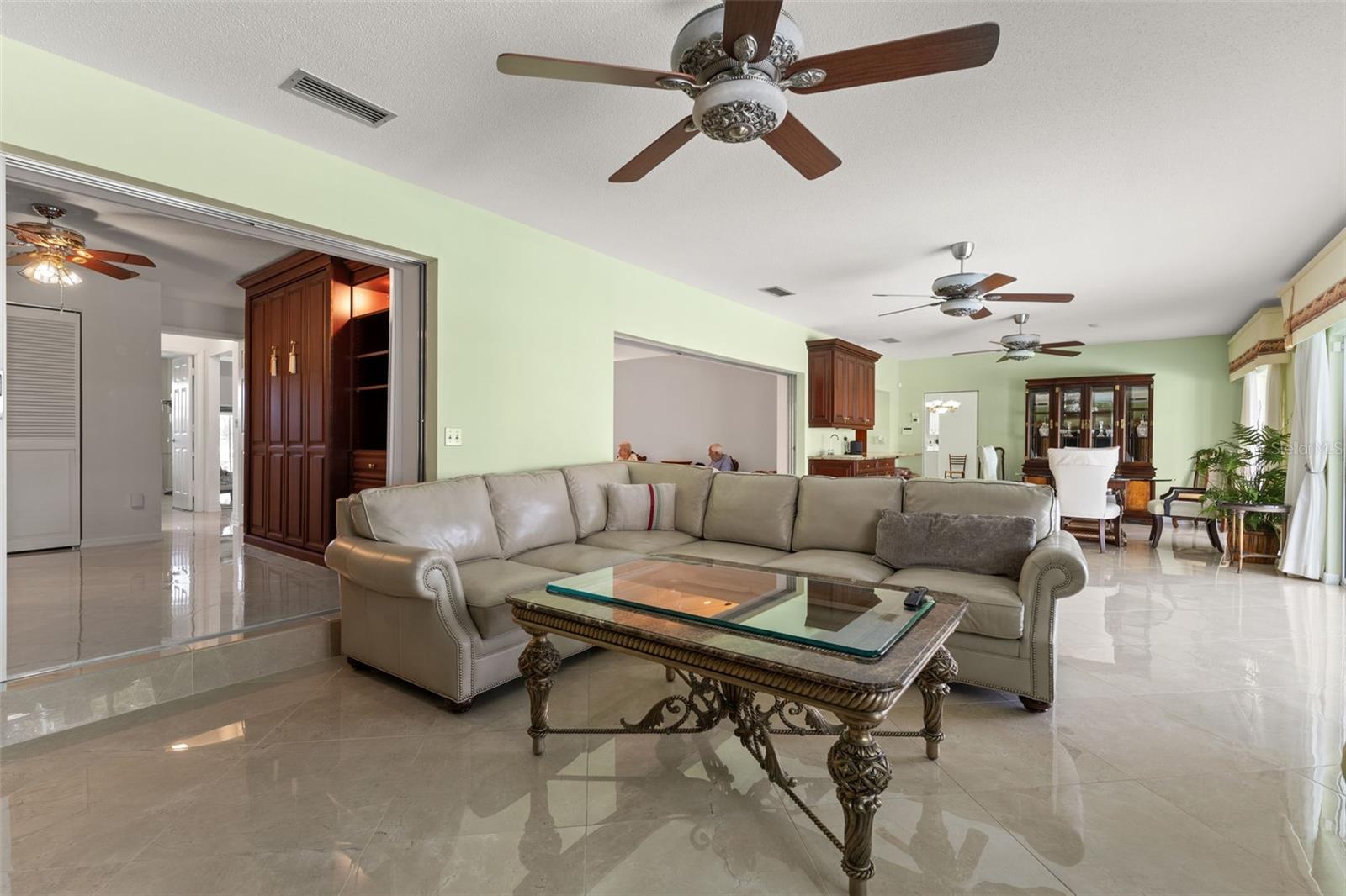 966 N DORAL LN — photo 32