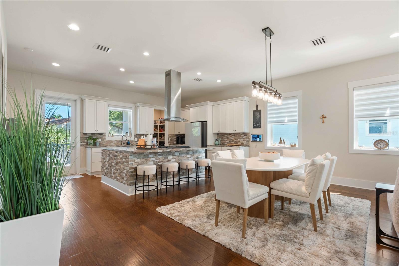 1413 BAYSHORE BLVD #2 — photo 3