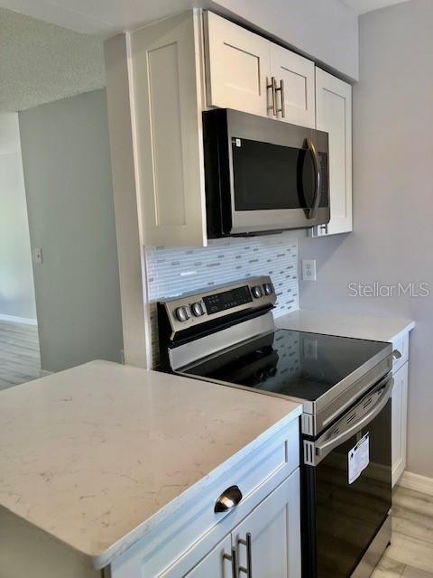 2717 HIDDEN LAKE BLVD #C — photo 8