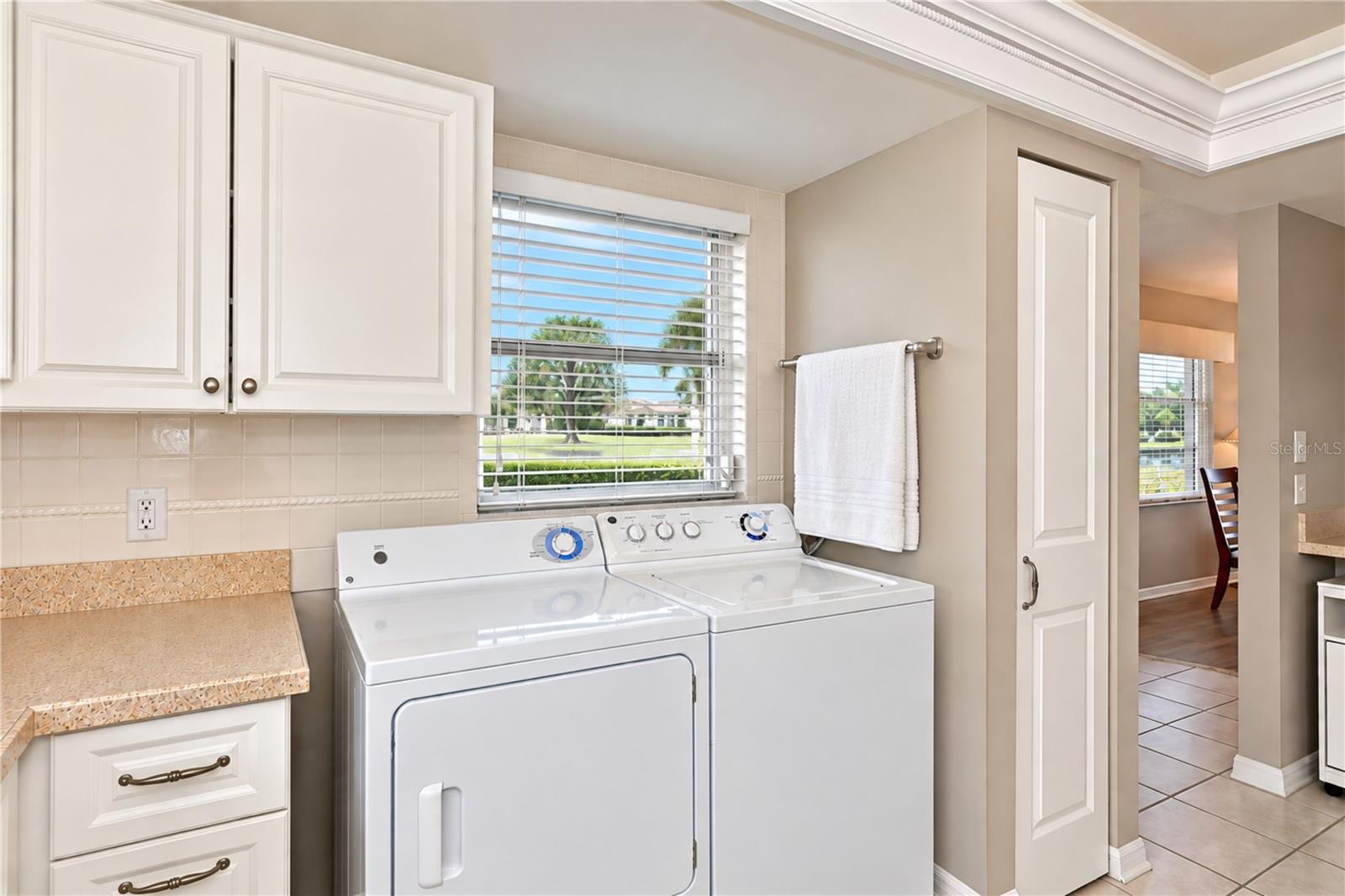 4605 LEXINGTON CIR — photo 11
