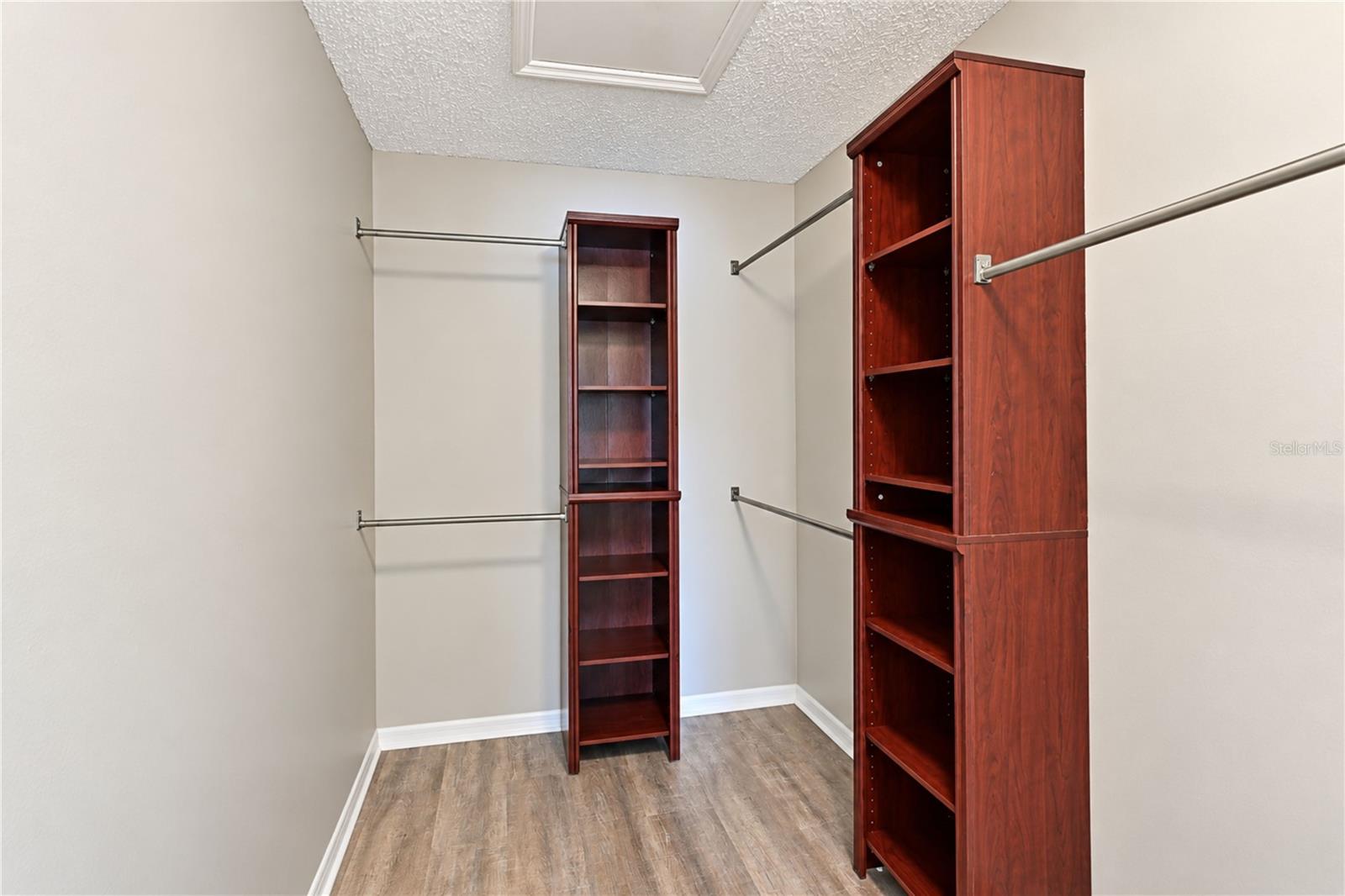 4605 LEXINGTON CIR — photo 25
